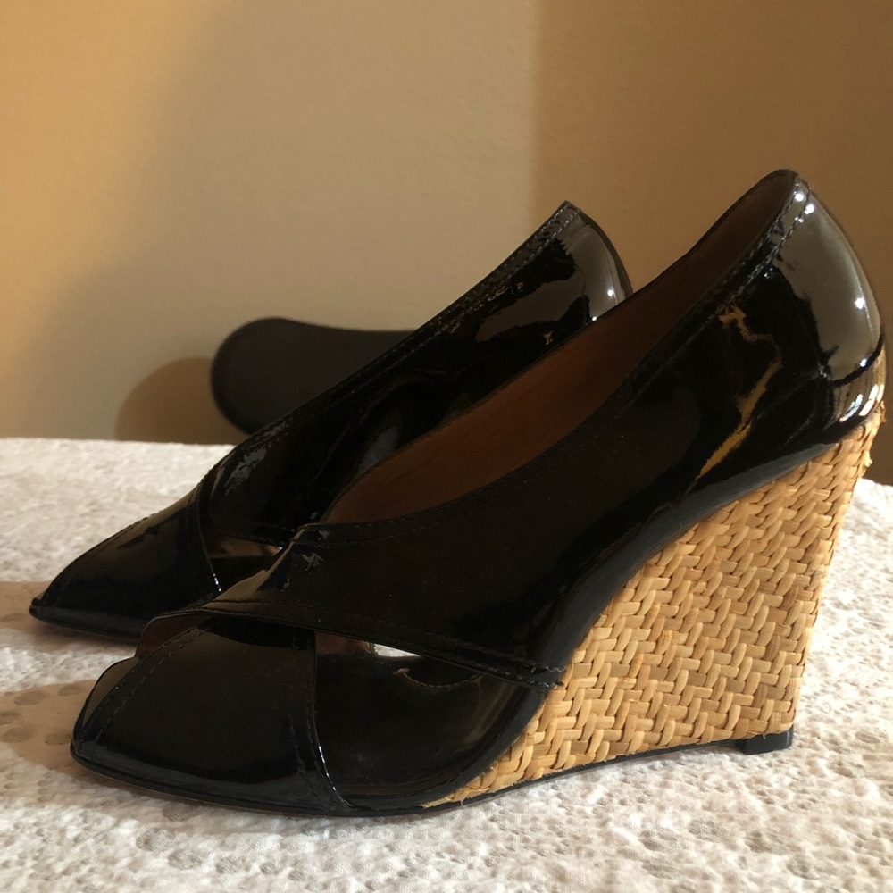 New BCBG wedge in black patent leather size 8B
